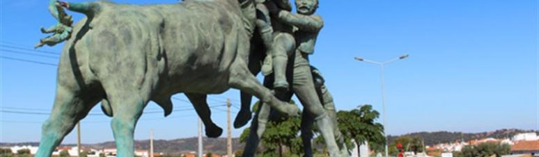 20- monumento de homenagem aos forcados 2