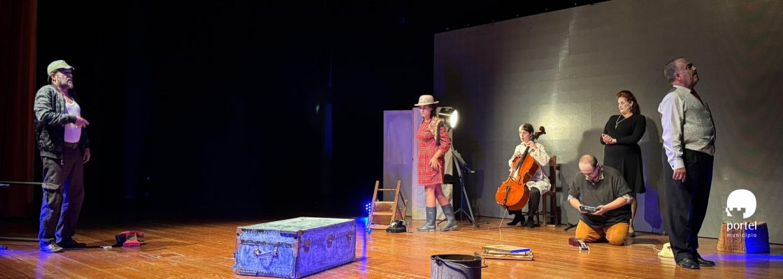 noticia-dentro-teatro-autosrevolucao-2025-2