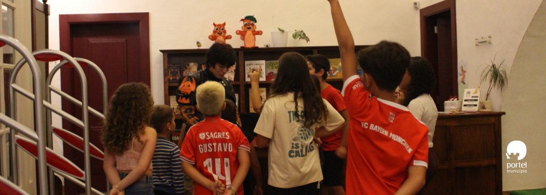 Atividade Lúdica com os Jovens Participantes no evento 