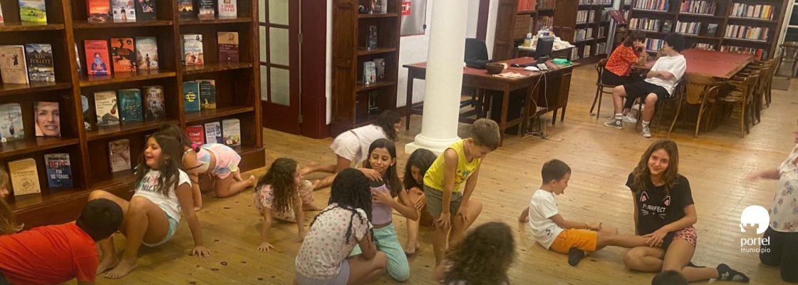 Atividade Lúdica com os Jovens Participantes no evento 