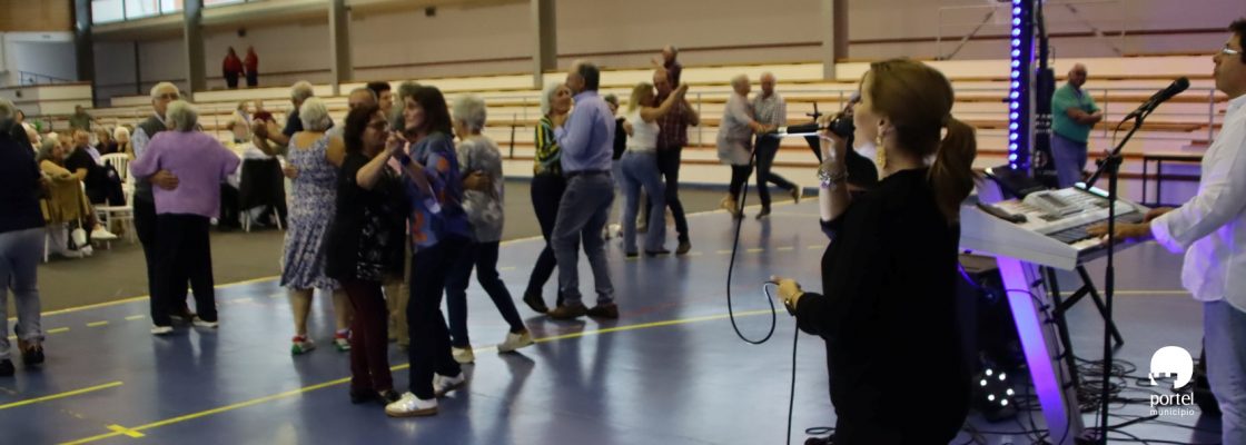 Animação Musical na Festa dos Reformados 2025